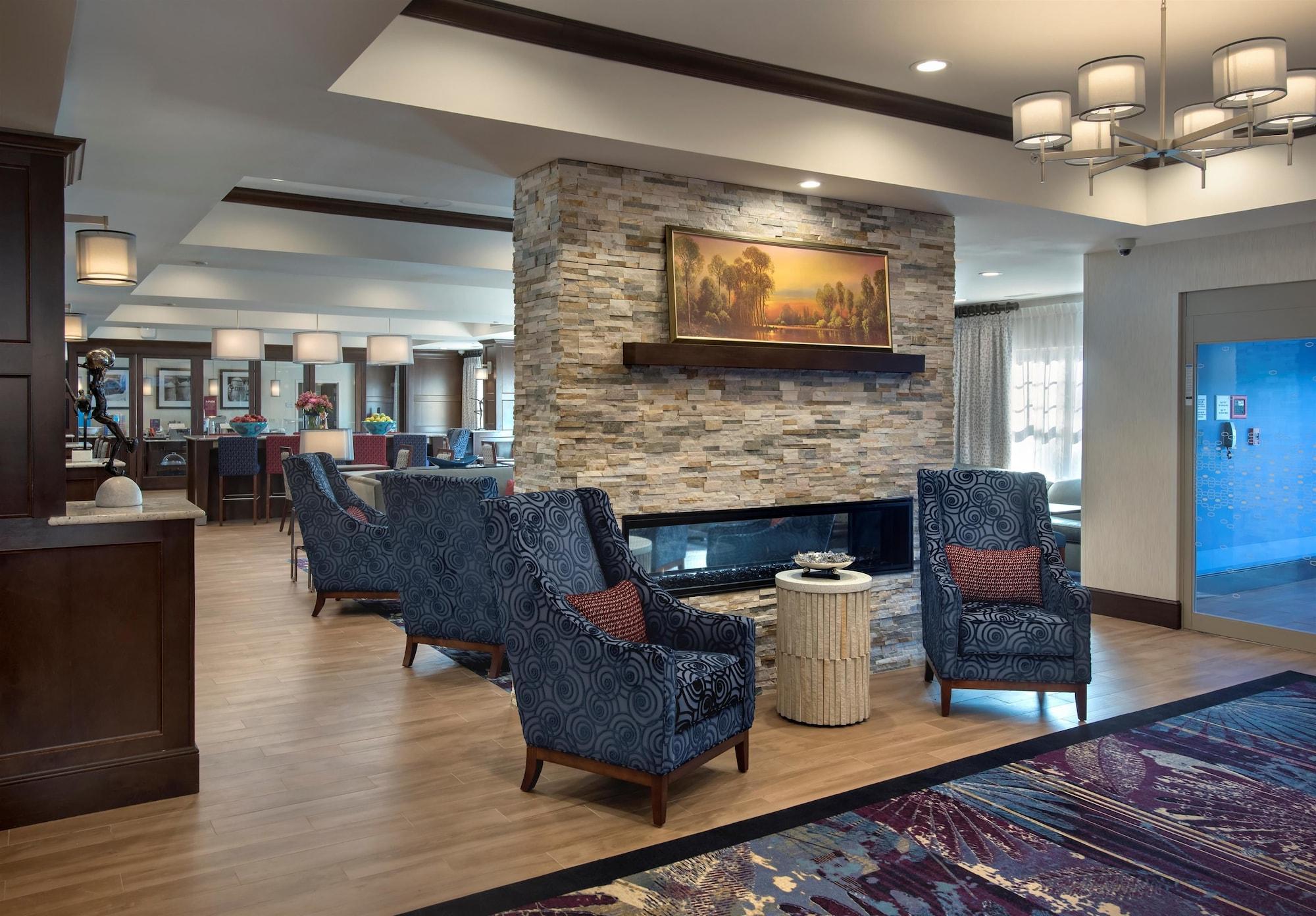 Hampton Inn By Hilton New Paltz, Ny Zewnętrze zdjęcie